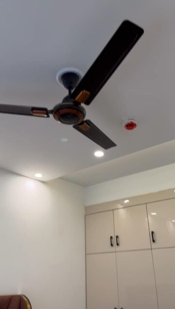  2.5 BHK Apartment at ATS Happy Trails, Sector 10 Greater Noida – for Rent