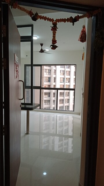 1 BHK Apartment For Rent in Lodha Crown Quality Homes, Majiwada