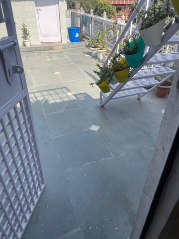 Balcony in 1 RK Builder Floor at Paschim Vihar – for Rent