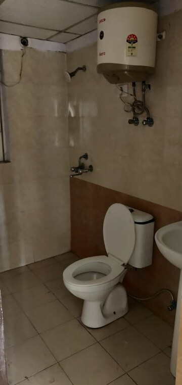 Bathroom in 2.5 BHK Apartment at Gardenia Golf City, Sector 75 – for Rent