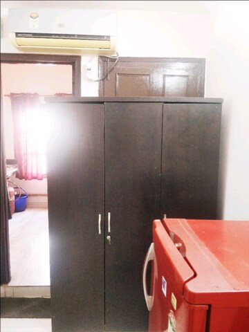 Furnished Amenities in 1 BHK Builder Floor at Chittaranjan Park – for Rent