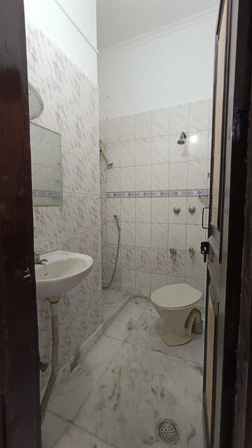 Bathroom in 2 BHK Builder Floor at Paschim Vihar – for Rent