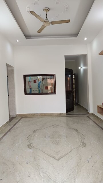 Living Room in 2 BHK Builder Floor at Paschim Vihar – for Rent