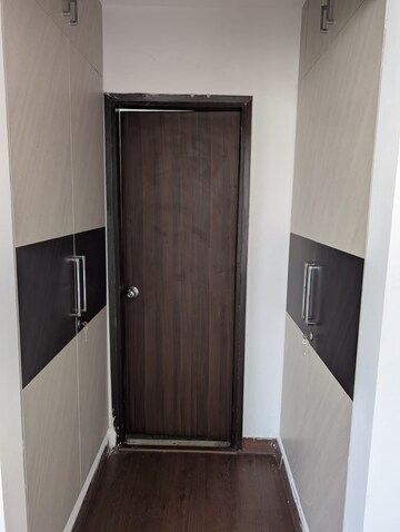 Furnished Amenities in 3 BHK Apartment at Umang Winter Hills, Sector 77 – for Sale