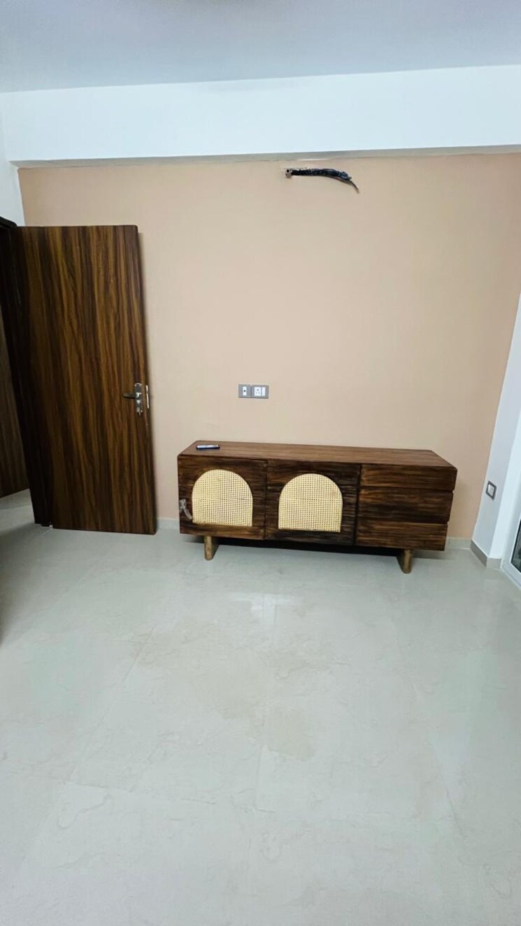 Bedroom, rof-aalayas 3 Bedroom 785 Sq.Ft. Apartment In Sector 102 Gurgaon 8292947