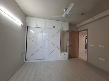 Room in 3 BHK Apartment at M3M Sky City, Sector 65 – for Sale