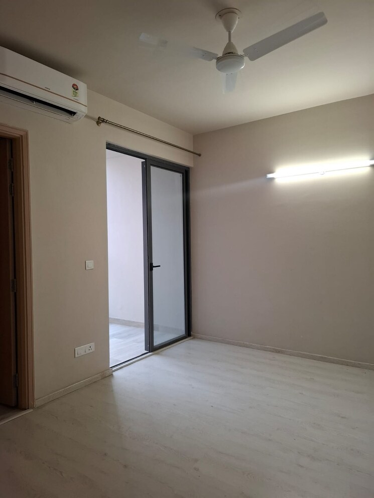 Room, m3m-sky-city 3 Bedroom 2054 Sq.Ft. Apartment In Sector 65 Gurgaon 8293064