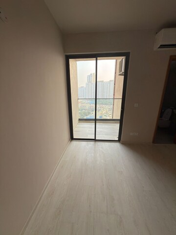 Room in 3 BHK Apartment at M3M Sky City, Sector 65 – for Sale