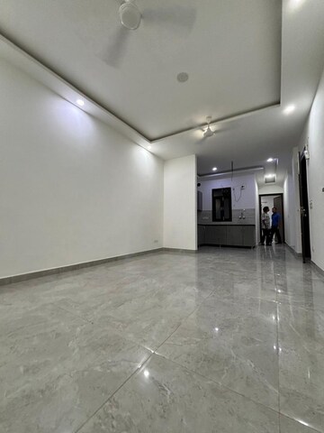 Room in 3 BHK Builder Floor at Freedom Fighters Enclave – for Rent