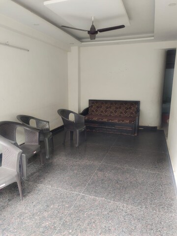 Room in  Pg at Sector 15 – for Rent