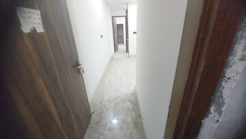 Building Lobby in 1 BHK Builder Floor at Govindpuri – for Sale