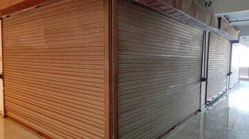 Room in  Shop at Wave Galleria, Wave City – for Sale
