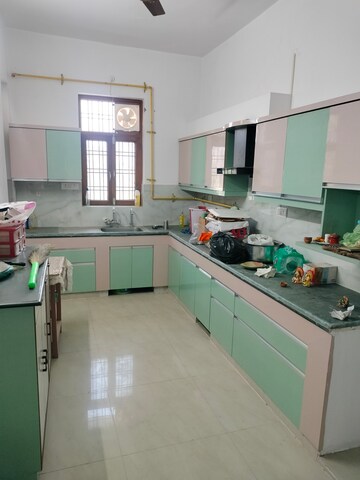 Kitchen in 2 BHK Builder Floor at Gomti Nagar – for Rent