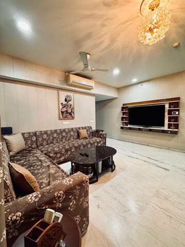 Living Room in 3.5 BHK Apartment at Tata Primanti-Tower Residences, Sector 72 – for Sale