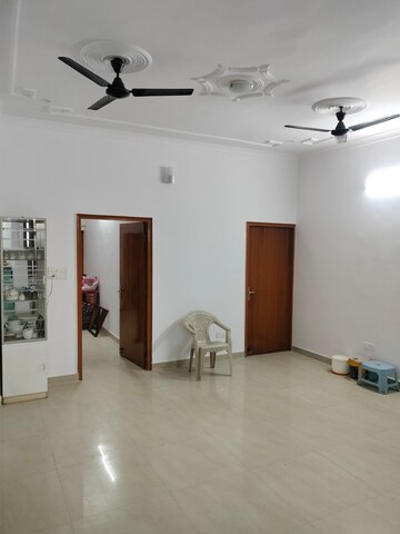 2 BHK Builder Floor For Rent in Gomti Nagar
