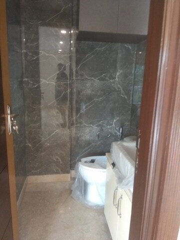 Bathroom in 6 BHK Independent House at New Friends Colony – for Rent