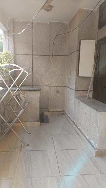 Balcony in 2 BHK Builder Floor at Paschim Vihar – for Rent