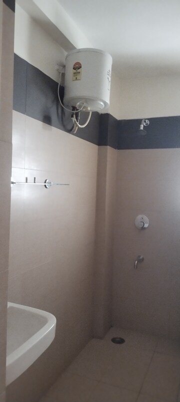 Furnished Amenities in 3 BHK Apartment at Pavani Laxmi Nivas, Madhapur – for Rent