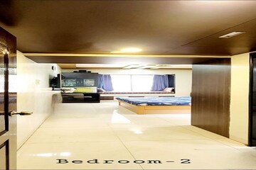 Parking in 2 BHK Apartment at Regency Chateau, Mg Road – for Sale