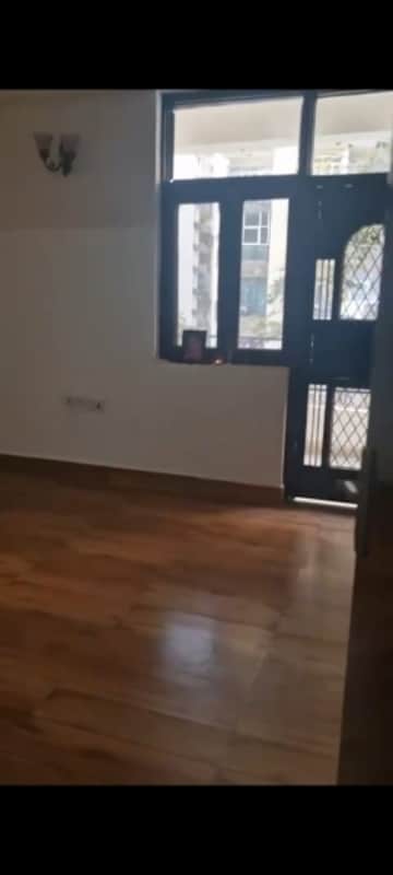 Room in 3.5 BHK Apartment at Skytech Merion Residency 1, Sain Vihar – for Rent