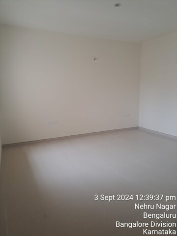 Room in 3 BHK Apartment at Century Breeze, Jakkuru – for Sale