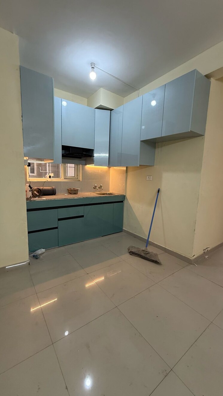 Kitchen, central-park-flower-valley-aqua-front-towers 4 Bedroom 2600 Sq.Ft. Apartment In Sohna Sector 33 Gurgaon 8293230