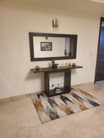 Room in 3 BHK Apartment at M3M Golf Estate, Sector 65 – for Rent