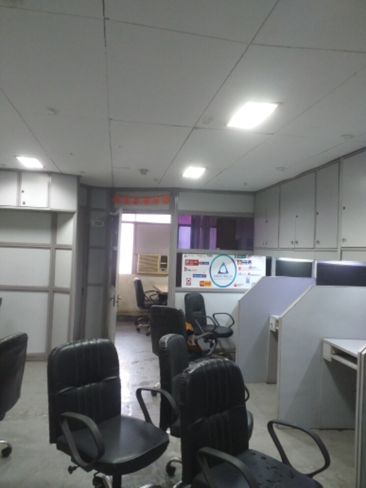 Team Area, rajendra place Commercial Office Space 650 Sq.Ft. In Rajendra Place Delhi 8293404