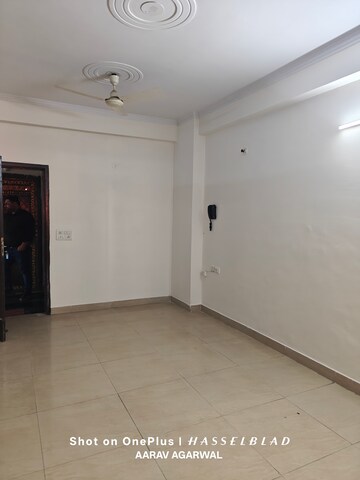 Room in 2 BHK Apartment at Divyansh Pratham, Ahinsa Khand ii – for Rent