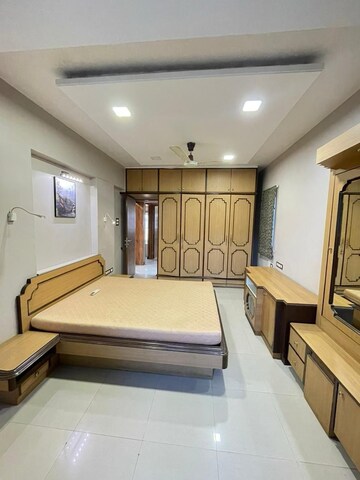 Bedroom in 2 BHK Apartment at Garden Grove, Borivali West – for Rent