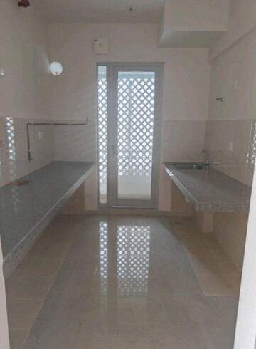 2 BHK Apartment For Sale in Piramal Vaikunth, Balkum Pada