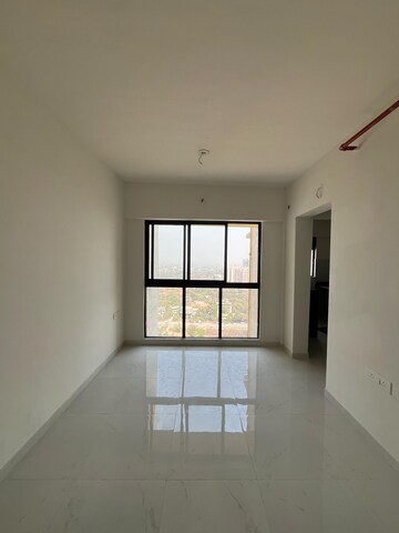 1 BHK Apartment For Rent in Runwal Gardens, Dombivli East