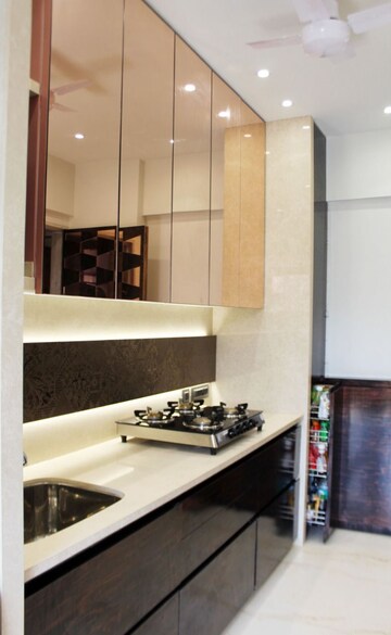 Furnished Amenities in 2 BHK Apartment at Green Park, Andheri East – for Rent