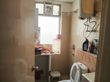 Master Bedroom in 3 BHK Builder Floor at Orchid Island, Sector 51 – for Rent