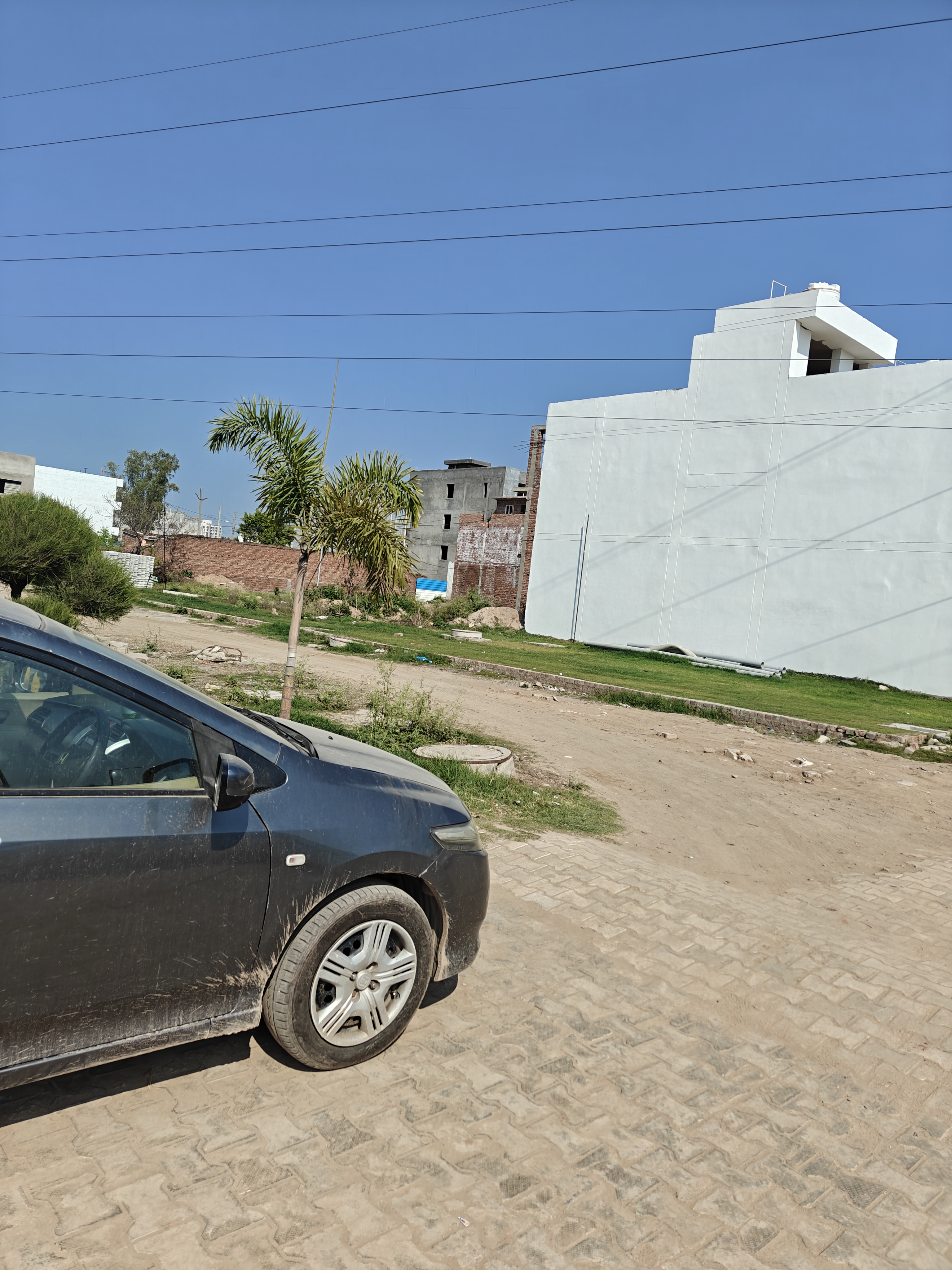 Plot For Sale in Alaknanda Maxxus Eden Estate