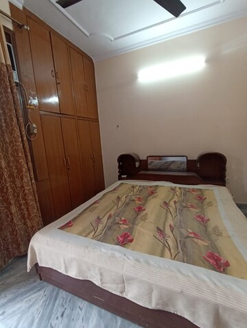Bedroom in 2 BHK Apartment at Paschim Vihar – for Rent