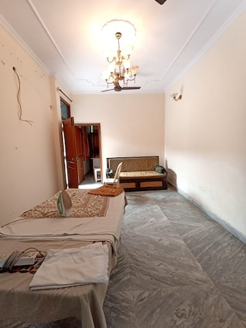 Living Room in 2 BHK Apartment at Paschim Vihar – for Rent