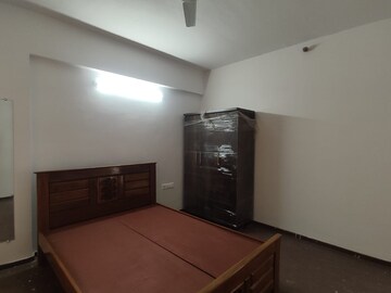 Room in 3 BHK Apartment at Pacifica Hill Crest, Gachibowli – for Rent