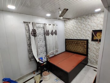 Bedroom in 2 BHK Apartment at Paschim Vihar – for Rent