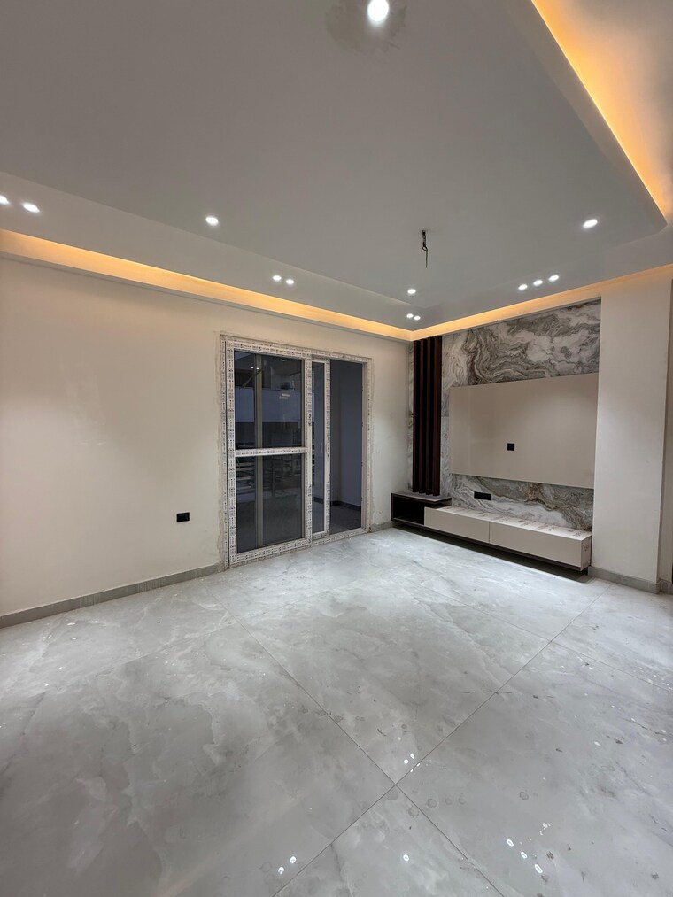 Room, srishti-greenfield-homes 4 Bedroom 4000 Sq.Ft. Builder Floor In Green Fields Colony Faridabad 8293745