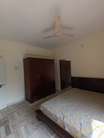 Bedroom in 2 BHK Apartment at Omkar Alta Monte, Malad East – for Rent