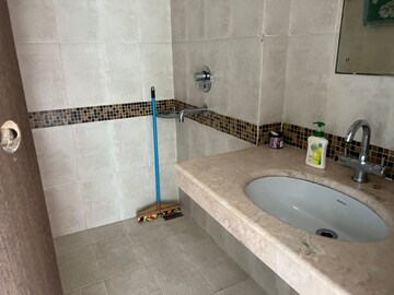 Bathroom in 2.5 BHK Apartment at Oberoi Realty Woods, Goregaon East – for Sale