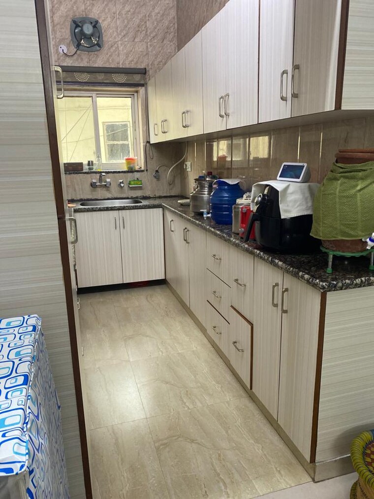 Kitchen, vasant kunj 5 Bedroom 2500 Sq.Ft. Apartment In Vasant Kunj Delhi 8293896