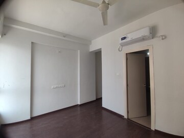 Room in 2 BHK Apartment at Pacifica Hill Crest, Gachibowli – for Rent