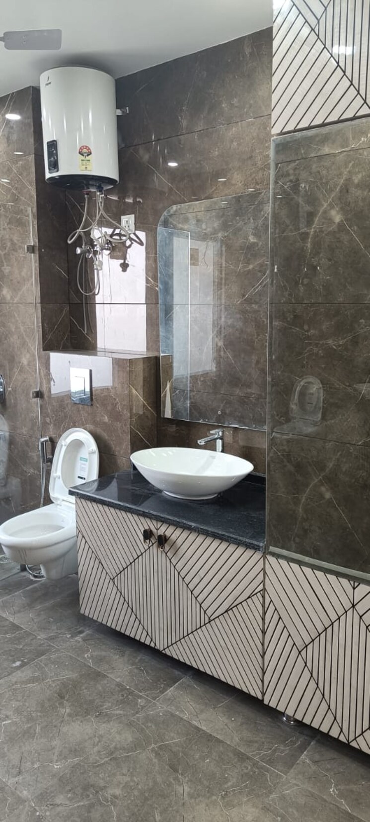 Bathroom, ansal-sushant-lok-i 4 Bedroom 2700 Sq.Ft. Builder Floor In Sector 43 Gurgaon 8293889