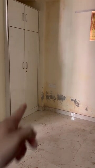 Room in 2 BHK Builder Floor at Mehrauli – for Rent