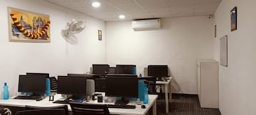 Commercial Office Space 400 Sq.Ft. For Rent in Sector 64 Noida  8294019