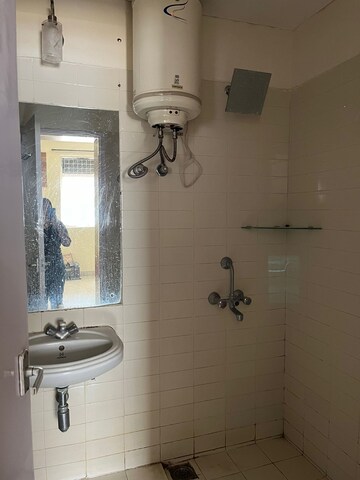 Bathroom in 3 BHK Builder Floor at Ansal Sushant Lok I, Sector 43 – for Rent