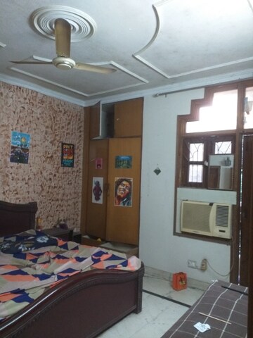 Bedroom in 3 BHK Builder Floor at South Patel Nagar – for Rent
