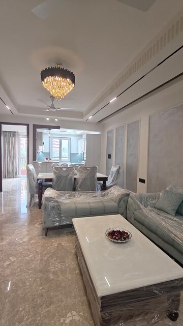 Living Room in 3 BHK Builder Floor at BPTP Amstoria Country Floor, Sector 102 – for Sale